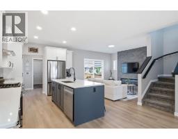 601 Reynolds Crescent SW - photo 11