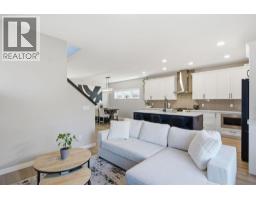 601 Reynolds Crescent SW - photo 13