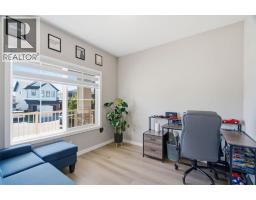 601 Reynolds Crescent SW - photo 6