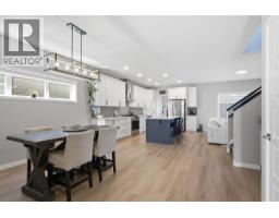 601 Reynolds Crescent SW - photo 9