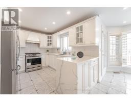 Family room - 47 Burgby Avenue, Brampton, ON L6X2G7 Photo 7