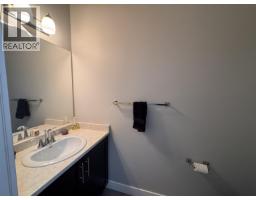 8211 96 Avenue, Fort St  John, BC V1J1J7 Photo 20