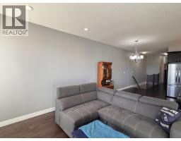 8211 96 Avenue, Fort St  John, BC V1J1J7 Photo 25