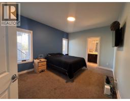 8211 96 Avenue, Fort St  John, BC V1J1J7 Photo 9