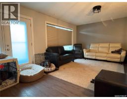 Bedroom - 1181 Ashley Drive, Swift Current, SK S9H1N4 Photo 8