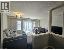 Kitchen - 286 Sophia Crescent, Kitchener, ON N2R1X9 Photo 9