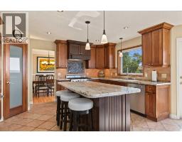 32 Mt Kidd Point SE - photo 8