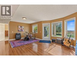 32 Mt Kidd Point SE - photo 30
