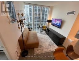 Laundry room - 1602 - 1 Yorkville Avenue, Toronto, ON M4W0B1 Photo 7