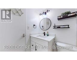 2507 - 5 Massey Square, Toronto, ON M4C5L5 Photo 28