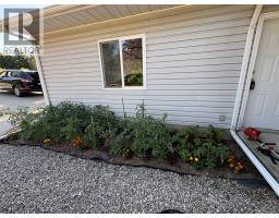 945 Pine Crescent, Genelle, BC V0G1G0 Photo 38