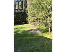 945 Pine Crescent, Genelle, BC V0G1G0 Photo 36