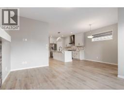 4pc Bathroom - 34 Midtown  Sw, Airdrie, AB T4B5H1 Photo 10