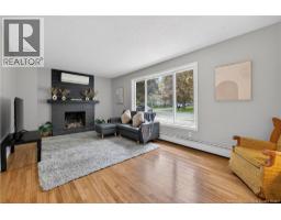 Living room - 132 Topcliffe Crescent, Fredericton, NB E3B4P9 Photo 6