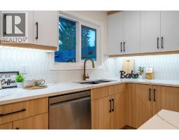 44 Fraser Road SE - photo 14