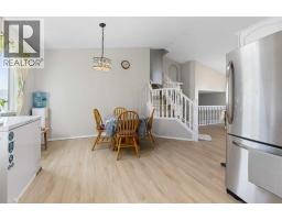 4pc Bathroom - 34 Applestone Park Se, Calgary, AB T2A7W2 Photo 6