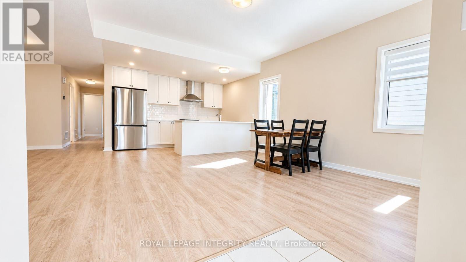 Commercial Properties for Rent in Ottawa – 515 CELESTINE PRIVATE – By Peter Sagos - Image 5