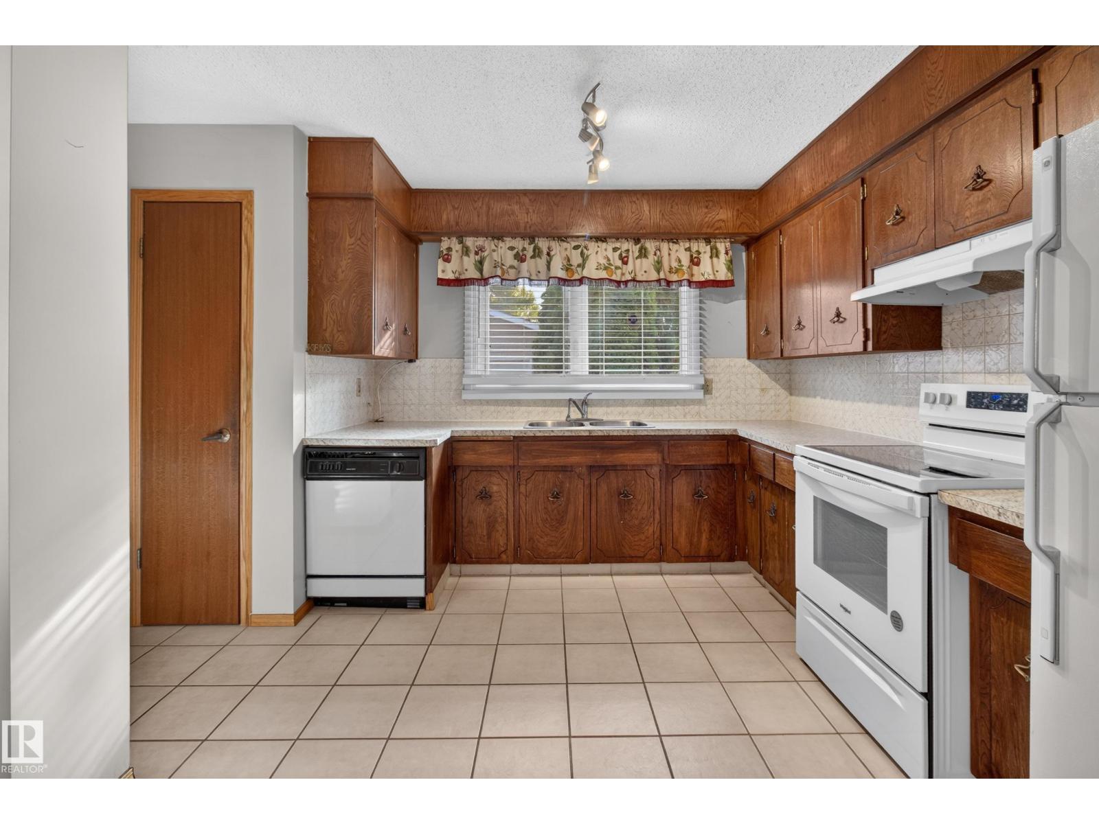 13315 30 ST NW - 10