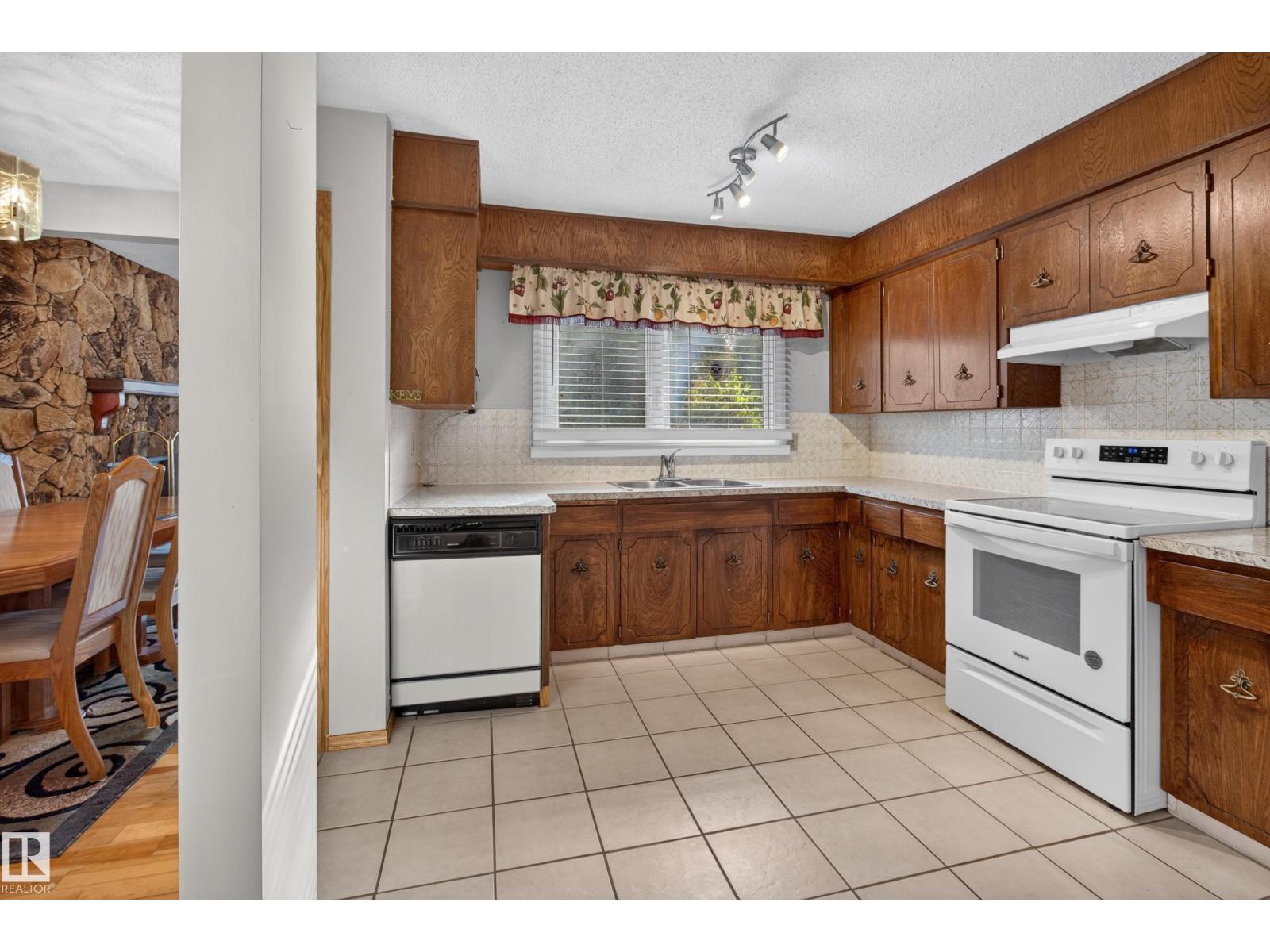 13315 30 ST NW - Image 11