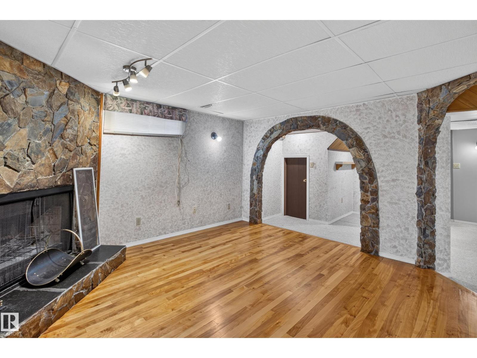 13315 30 ST NW - Image 31