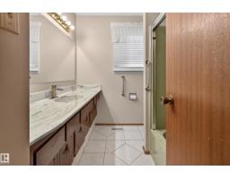 13315 30 St Nw, Edmonton, AB T5A3A1 Photo 21
