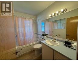 4312 45 Street SW - photo 17
