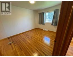 4312 45 Street SW - photo 13