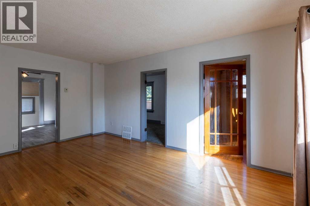 1114 Bridge Street SE - 10