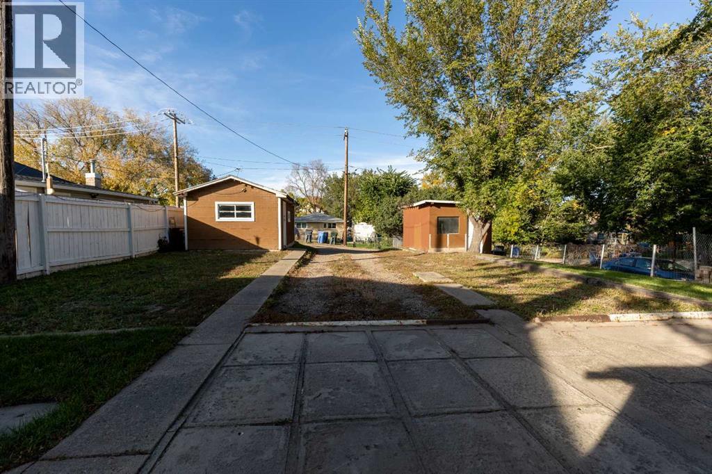 1114 Bridge Street SE - 33