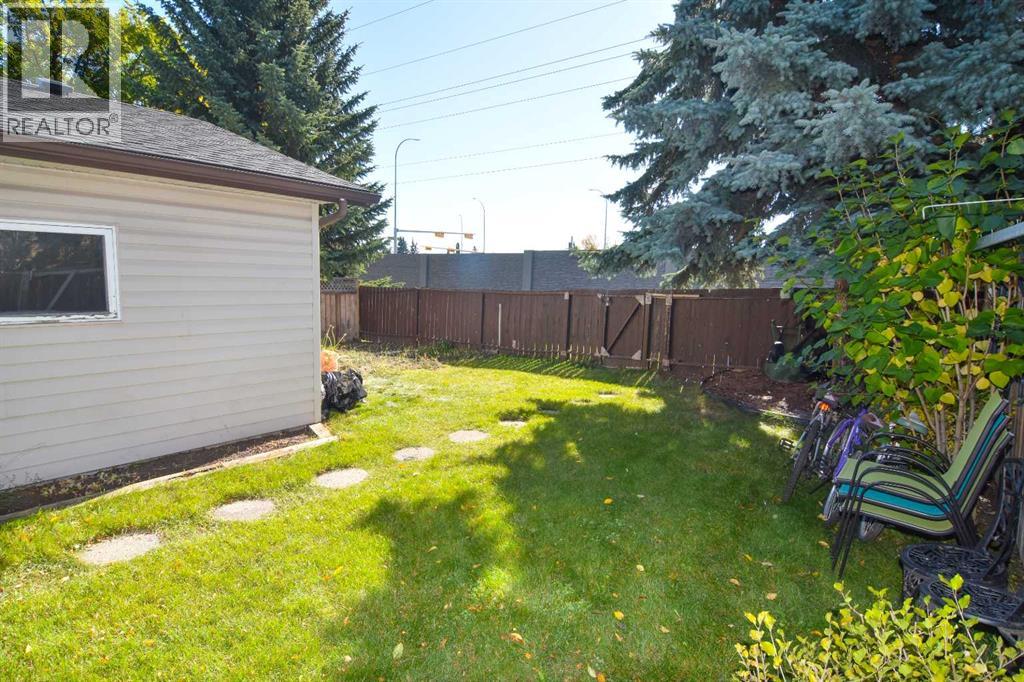 248 Bracewood Road SW - 33
