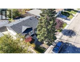 248 Bracewood Road Sw, Calgary, AB T2W3C1 Photo 36