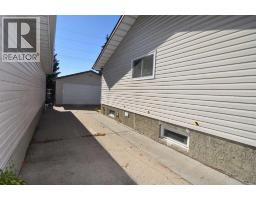248 Bracewood Road Sw, Calgary, AB T2W3C1 Photo 28