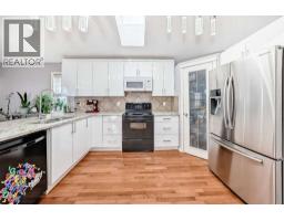 Primary Bedroom - 44 Canoe Square Sw, Airdrie, AB T4B2N5 Photo 8