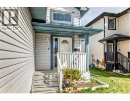 44 Canoe Square SW - photo 3