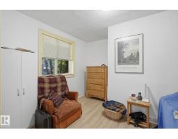 9628 100a St Nw, Edmonton, AB T5K0V8 Photo 12