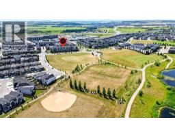 418, 10 Walgrove Walk SE - photo 4
