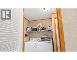 62 Malden Hill Drive, Amherstburg, ON N9V3E1 Photo 12
