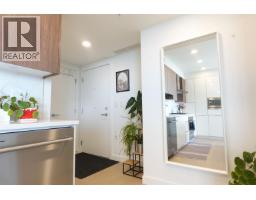 2401 7769 Park Crescent, Burnaby, BC V3N0J7 Photo 11