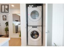 2401 7769 Park Crescent, Burnaby, BC V3N0J7 Photo 15