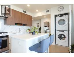 2401 7769 Park Crescent, Burnaby, BC V3N0J7 Photo 13