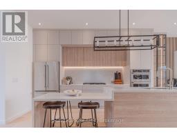 Upper - 40 Morningside Avenue, Toronto, ON M6S1C4 Photo 9