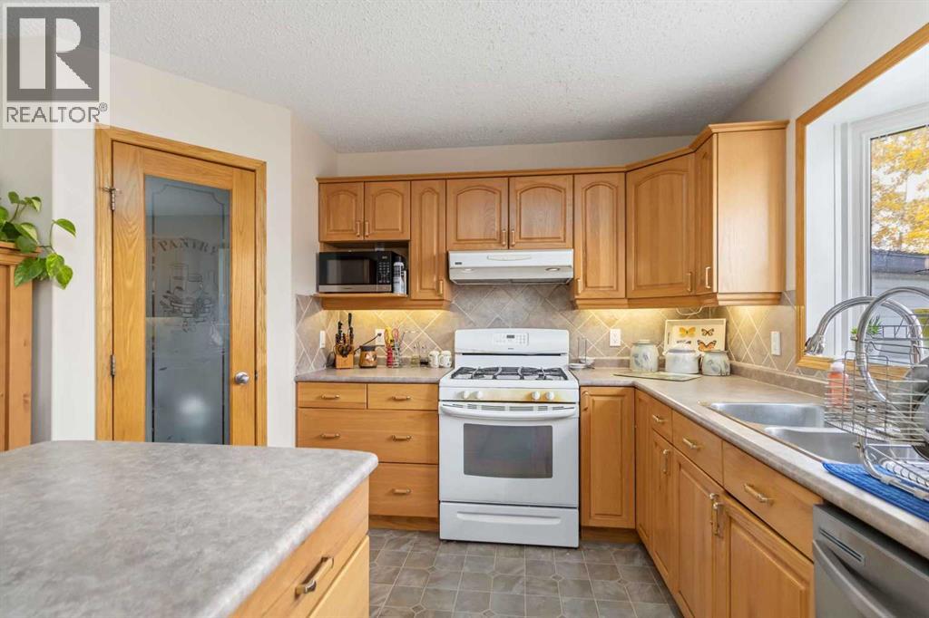 146 Maclaren Crescent - 14