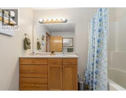 146 Maclaren Crescent, Fort Mcmurray, AB T9K1J8 Photo 21
