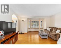 Foyer - 146 Maclaren Crescent, Fort Mcmurray, AB T9K1J8 Photo 7