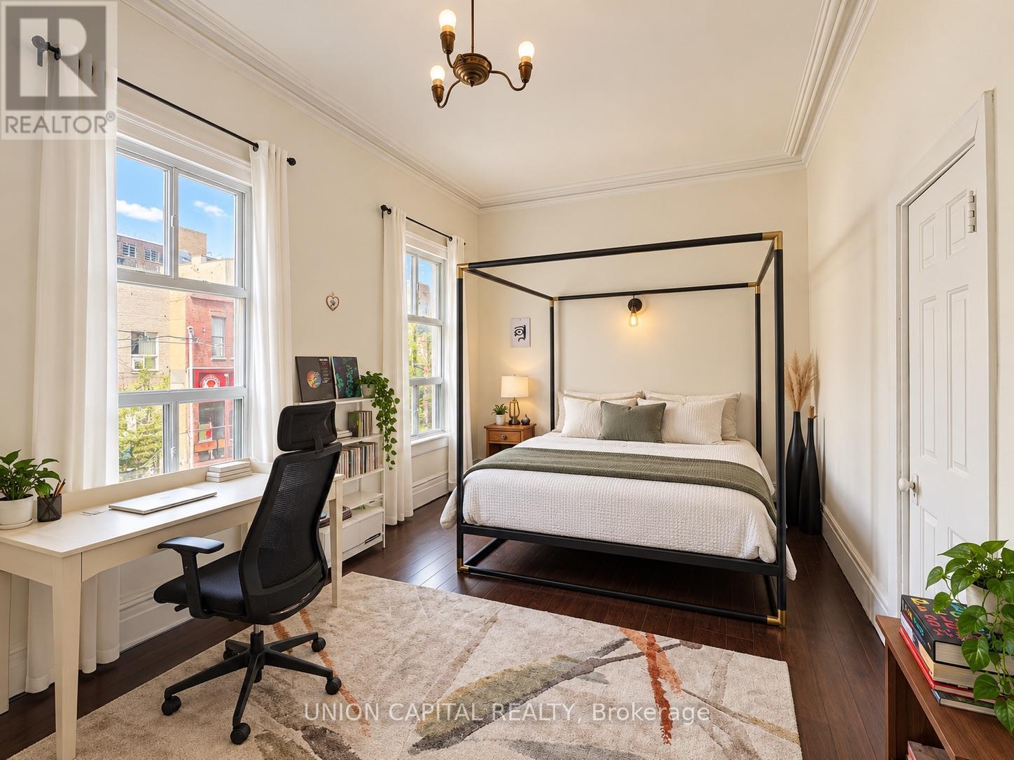 Photo of 459 Queen Street