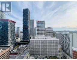 2208 - 33 Helendale Avenue, Toronto, ON M4R0A4 Photo 10