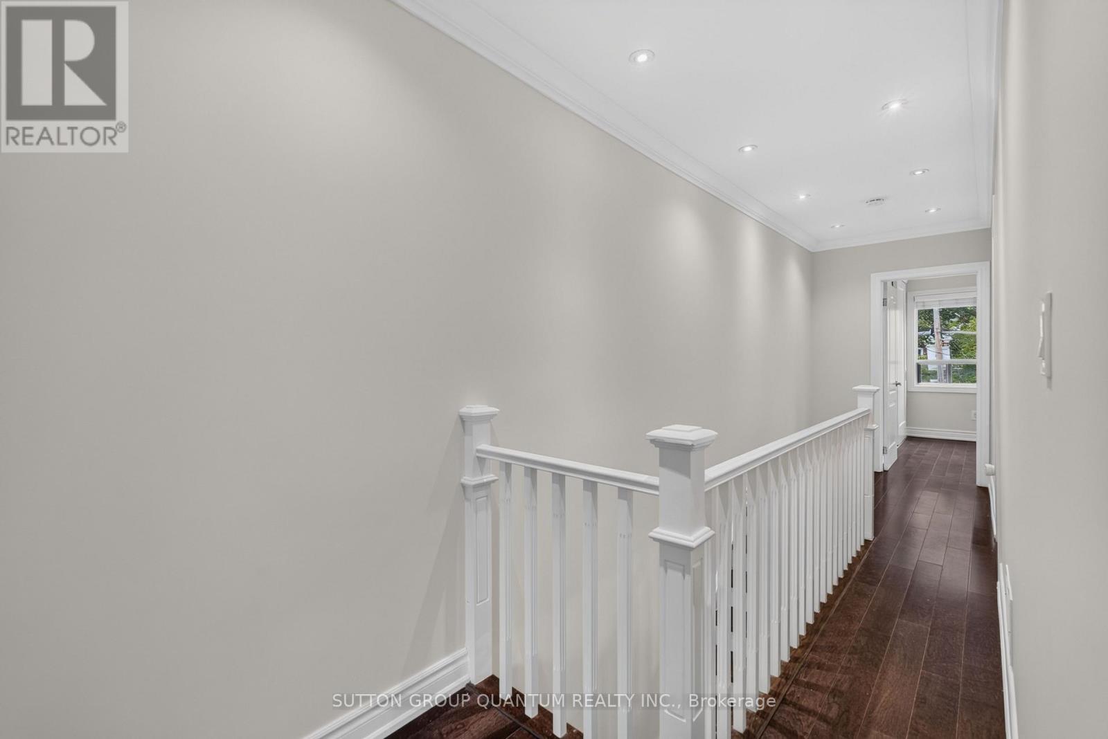 693 Greenwood Avenue, Toronto, ON photo 28