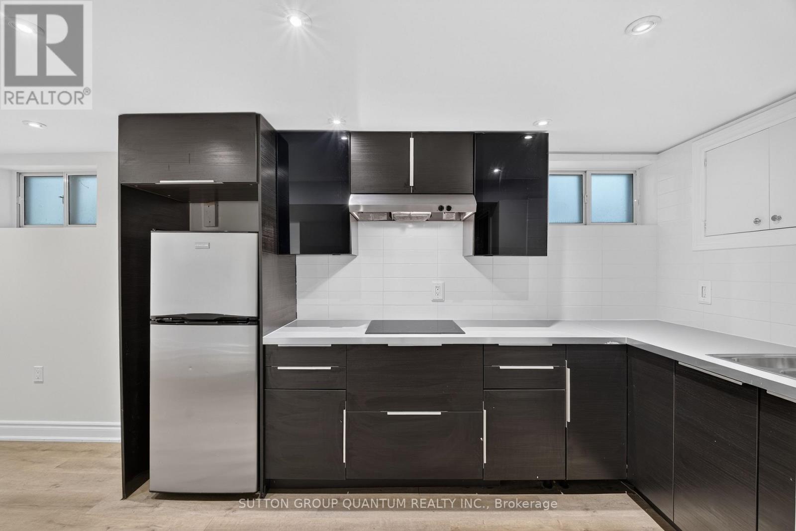 693 Greenwood Avenue, Toronto, ON photo 30