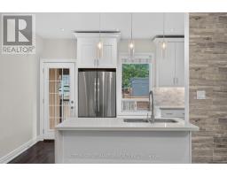 693 Greenwood Avenue, Toronto, ON M4J4B6 Photo 11
