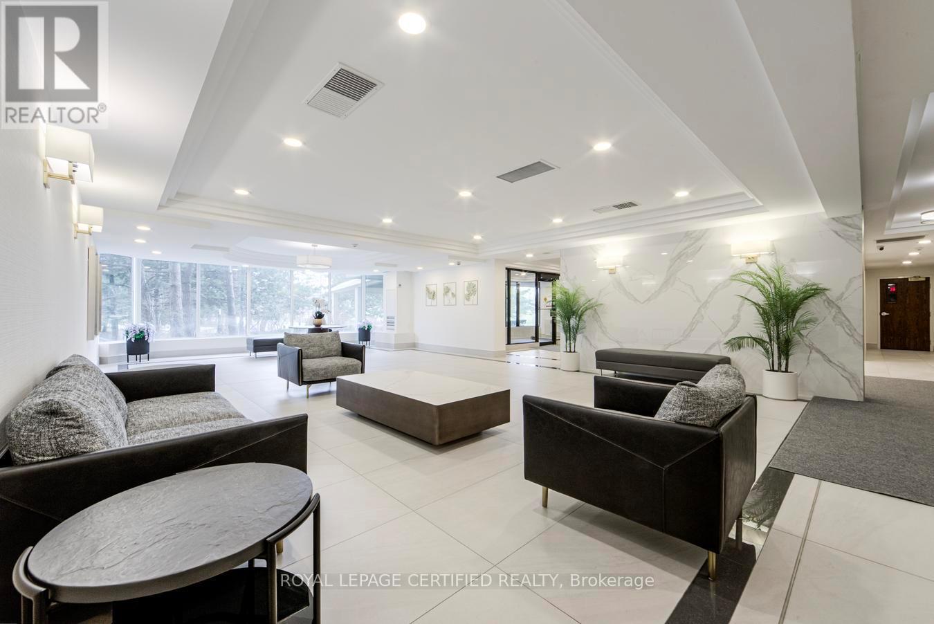 2107- 22 Hanover Road, Brampton, ON photo 8